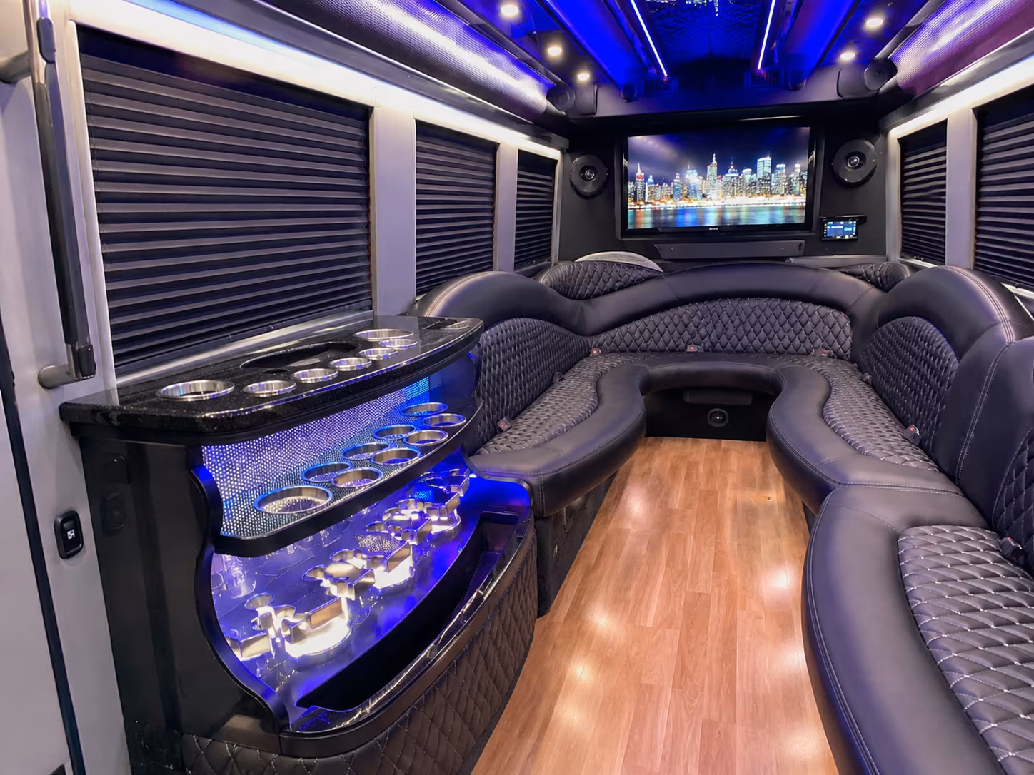 bachelorette and birthday party buses in toledo
