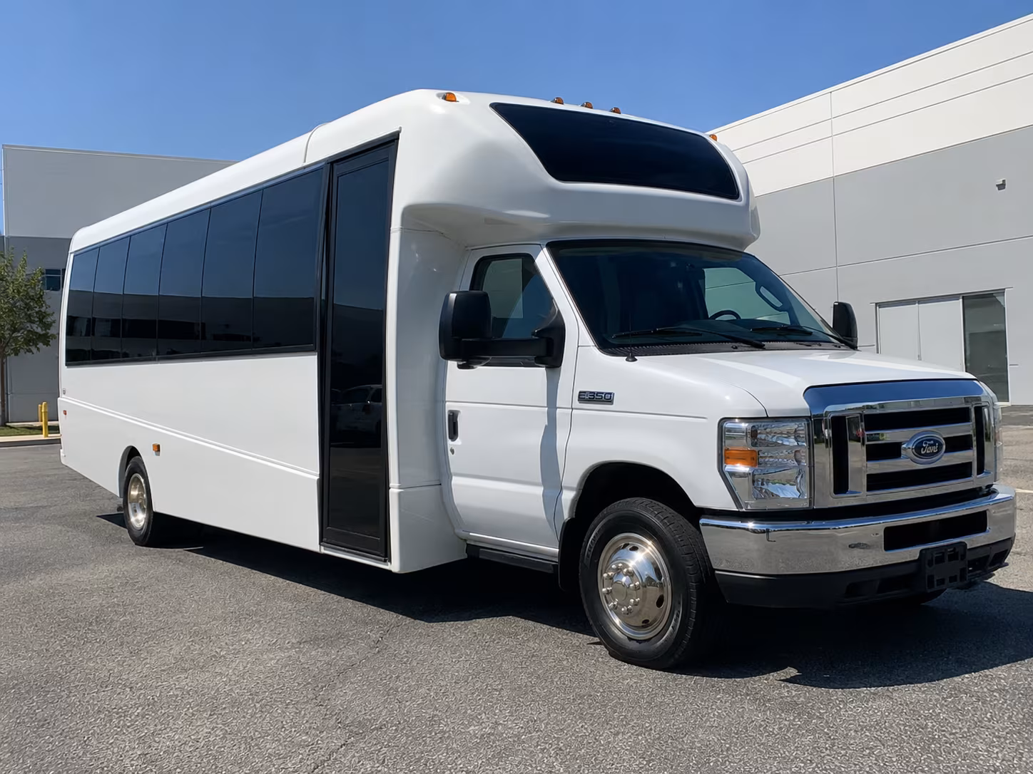 minibuses for imagination station science field trips in toledo