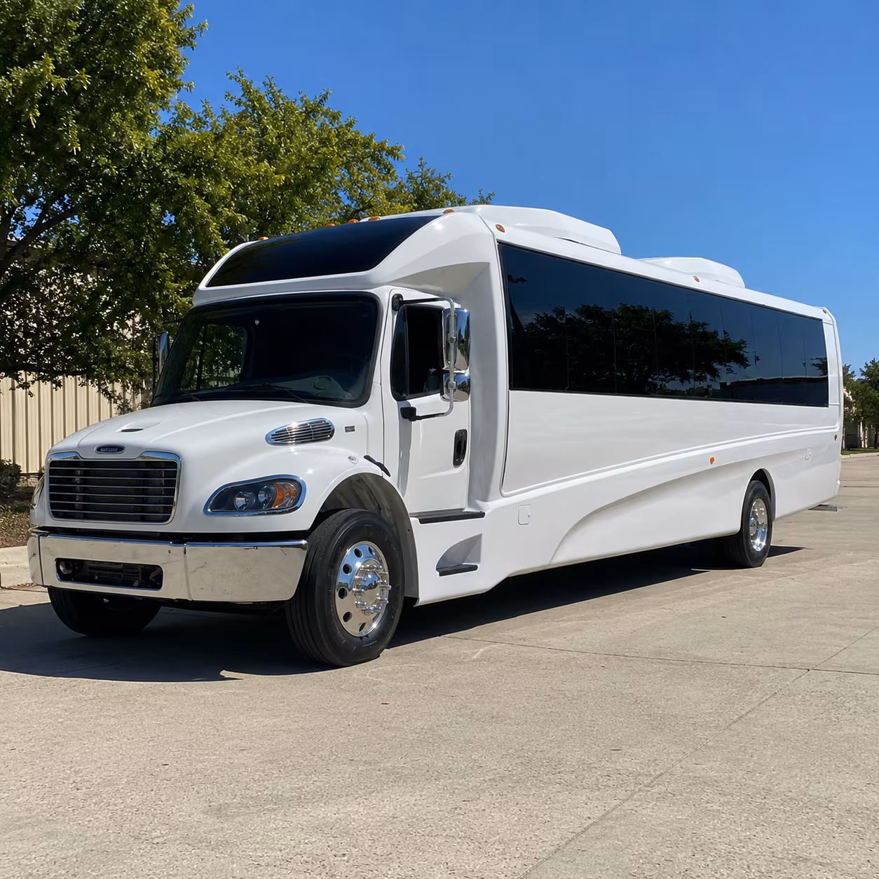 senior and accessibility focused church buses in toledo
