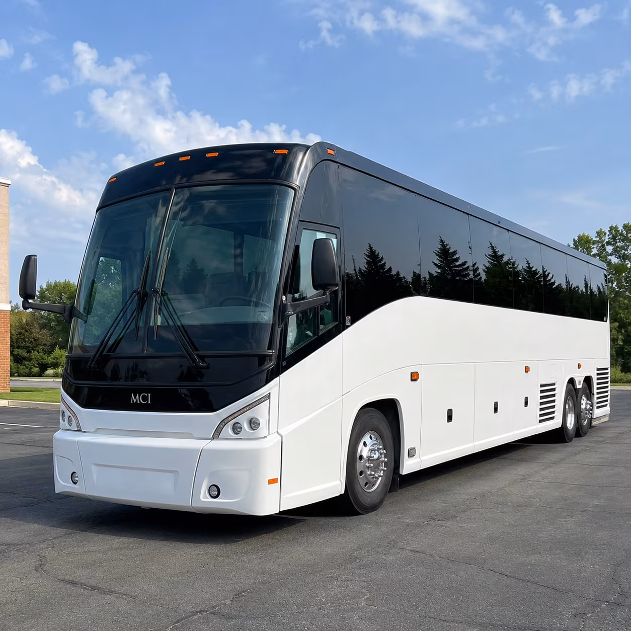 shuttle buses for toledo hospital systems and healthcare workers