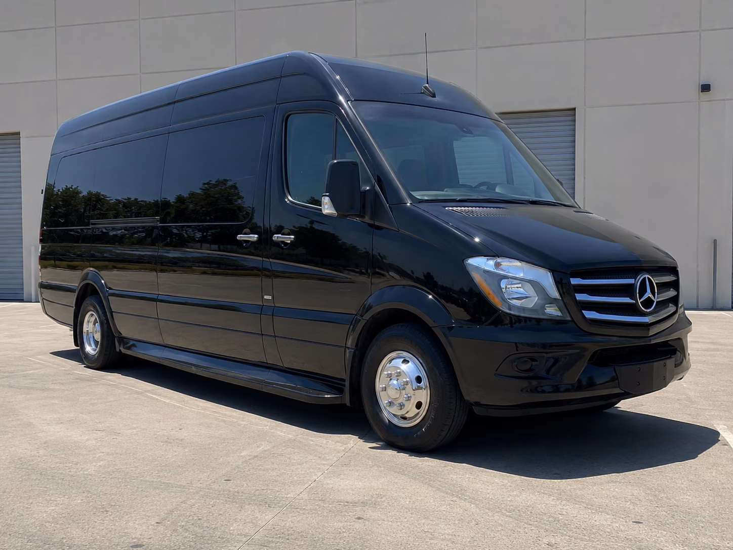 sprinter van and minibus rentals for intimate toledo winery tours