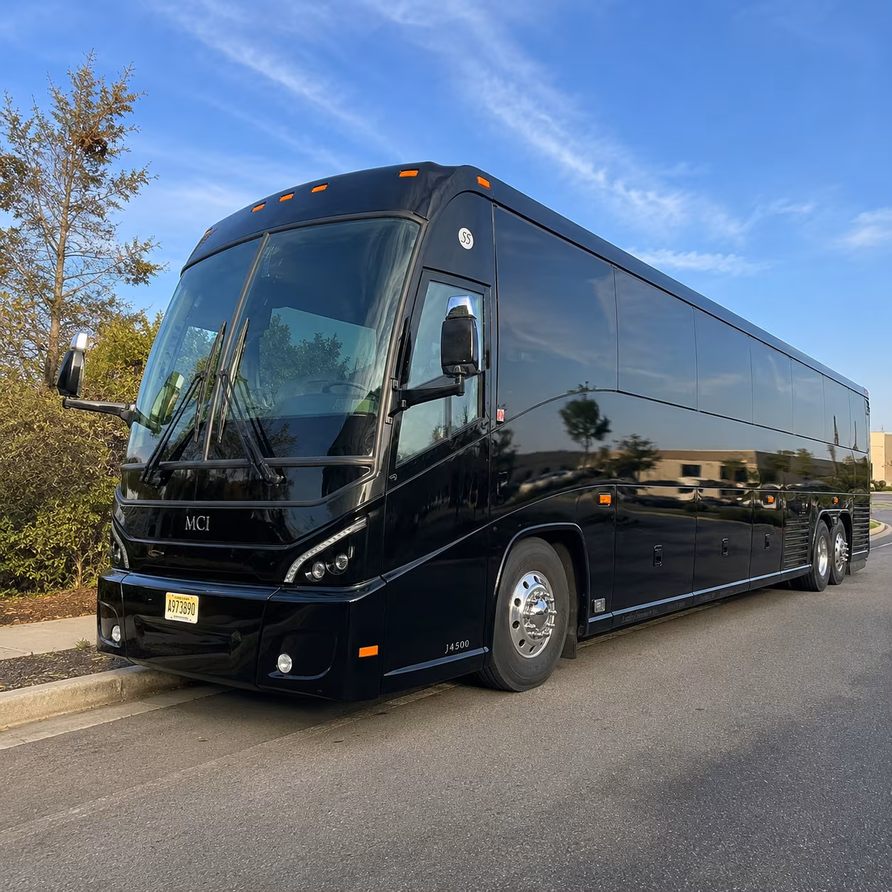 toledo 56 passenger charter bus