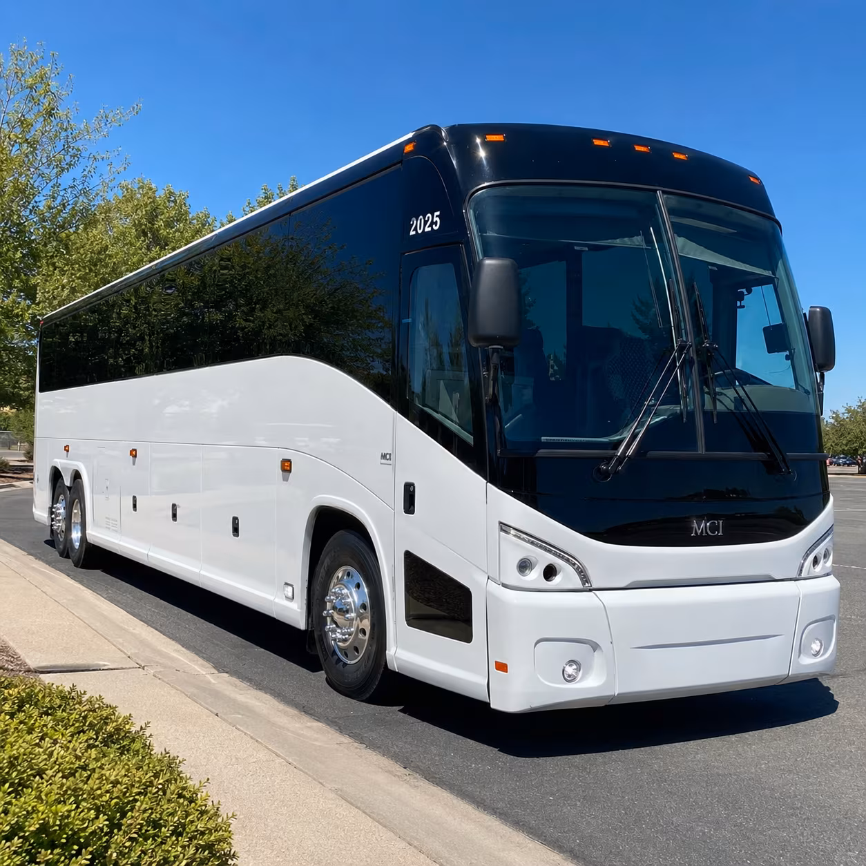 toledo airport employee shuttles to and from toledo express