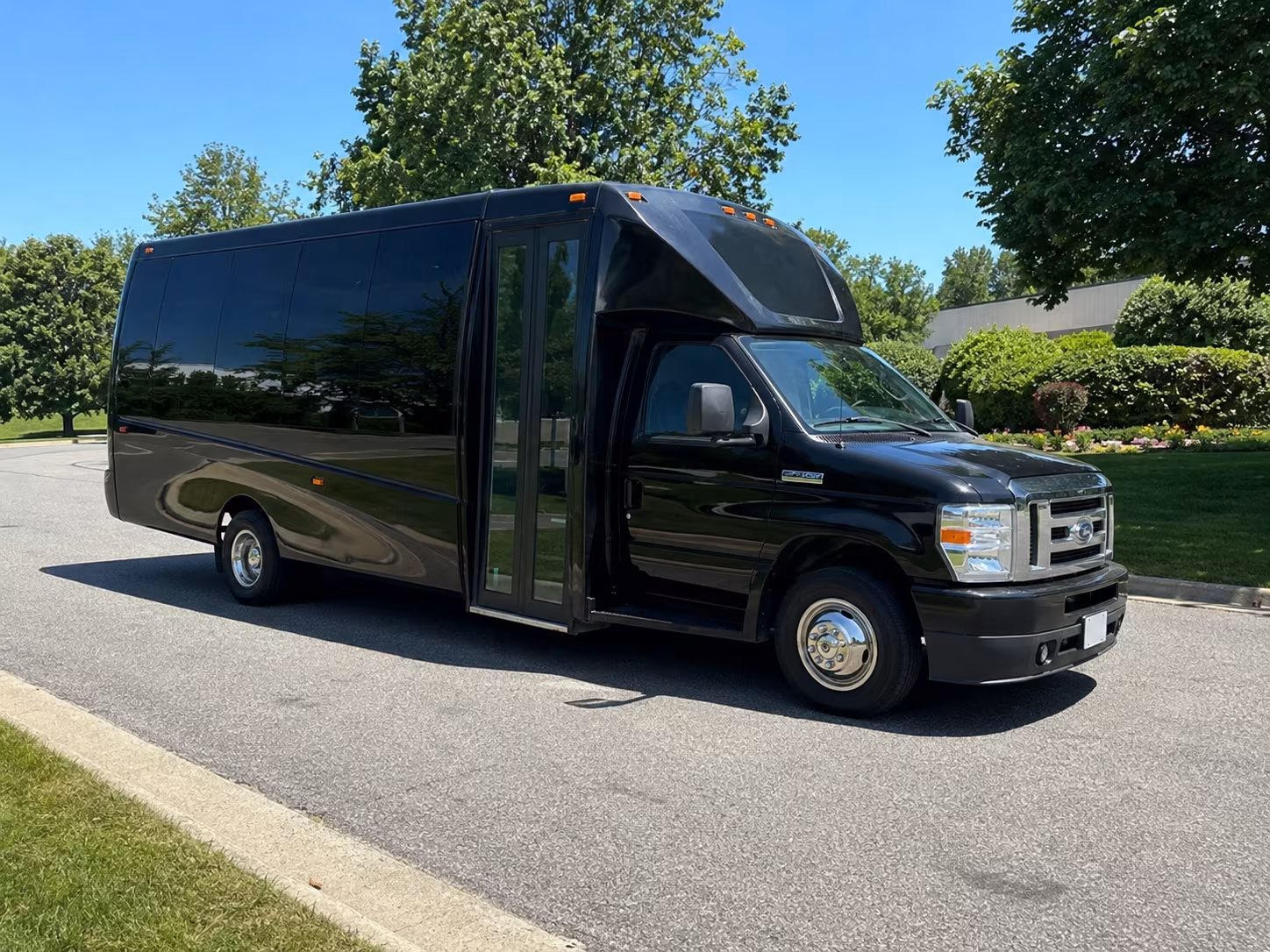 toledo concert venues party bus rental
