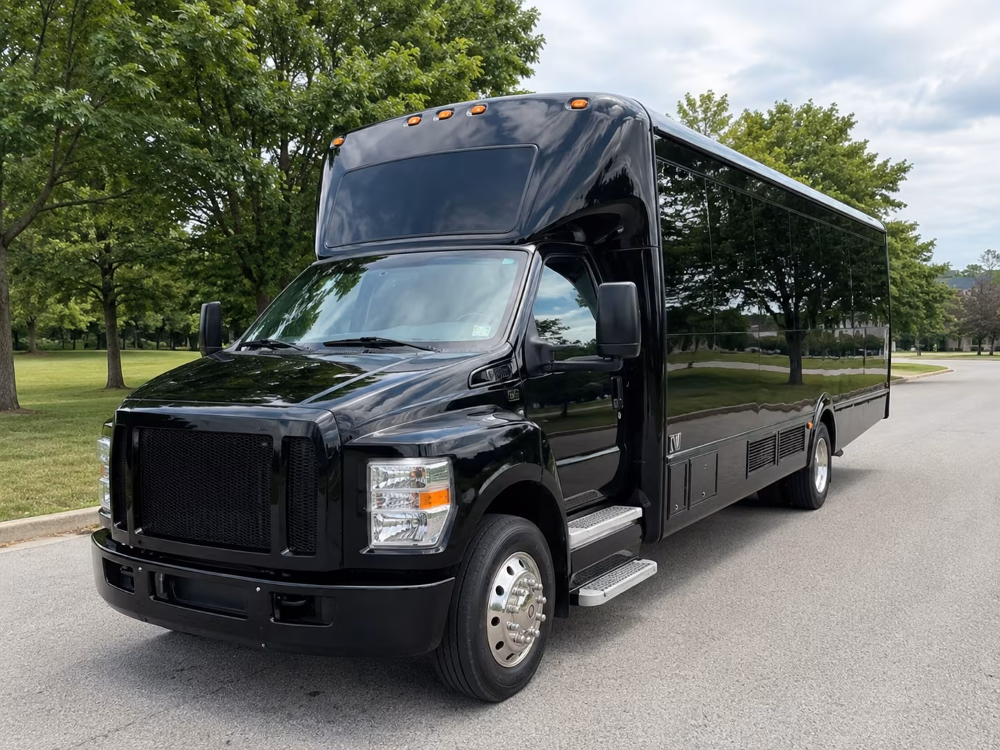toledo party bus